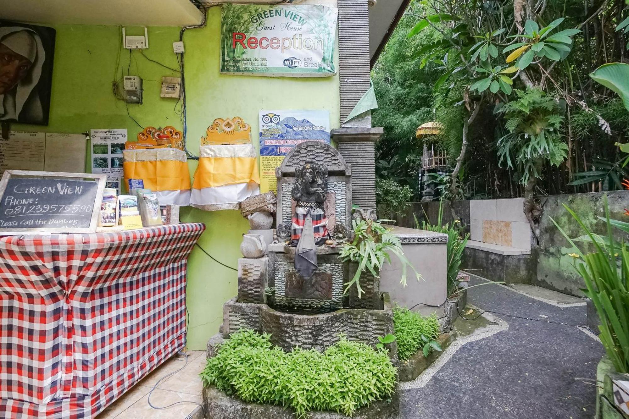 Green View Ubud Hostel Bali Bagian luar foto