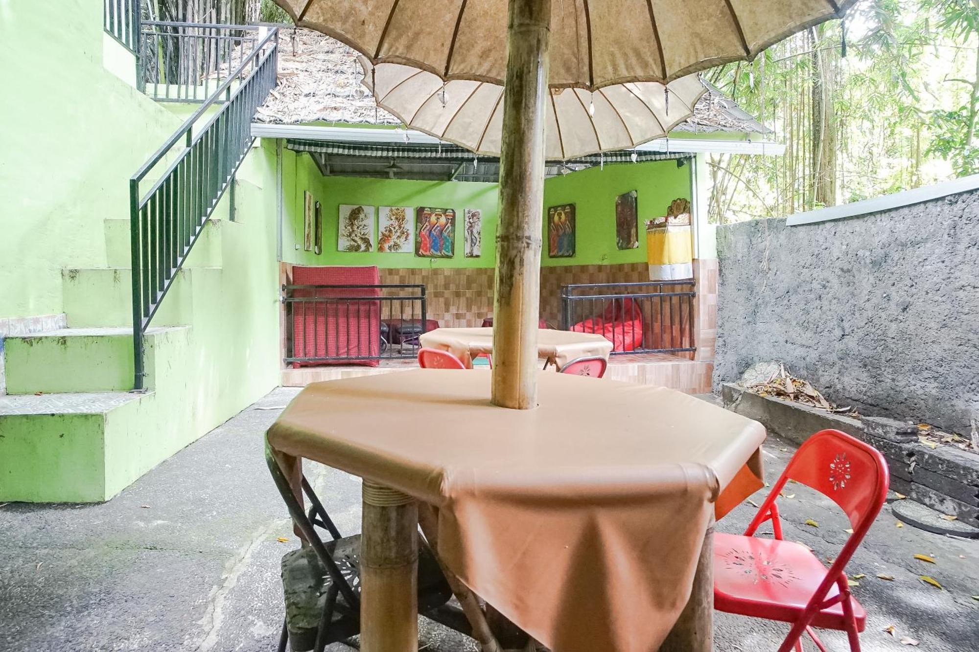 Green View Ubud Hostel Bali Bagian luar foto
